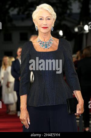 Dame Helen Mirren ha partecipato alla Caterina la Grande Premiere tenuto al Teatro Curzon di Londra mercoledì 25 settembre 2019. Il credito fotografico deve essere: Isabel Infantes / EMPICS Entertainment. Foto Stock