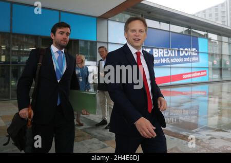 Il Segretario dei trasporti Grant Shapps durante il terzo giorno della Conferenza del Partito conservatore che si svolge presso il Centro Congressi di Manchester. Foto datata: Martedì 1 ottobre 2019. Il credito fotografico deve essere: Isabel Infantes / EMPICS Entertainment. Foto Stock