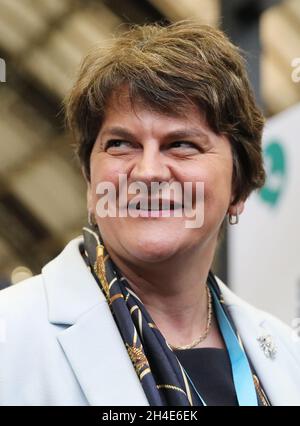 Il leader del Partito Unionista democratico Arlene Foster arriva il terzo giorno della Conferenza del Partito conservatore che si svolge presso il Centro Congressi di Manchester. Foto datata: Martedì 1 ottobre 2019. Il credito fotografico deve essere: Isabel Infantes / EMPICS Entertainment. Foto Stock