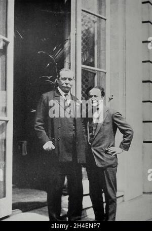 Il mago Harry Houdini e la magia ha riguardato l'annata Foto Stock