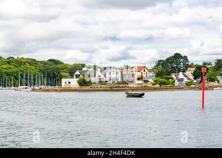 Bretagna, pointe de Conleau nel golfo di Morbihan, luogo turistico in estate Foto Stock
