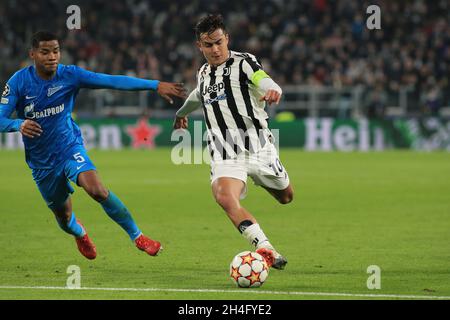 Torino, Italia. 2 novembre 2021. Paulo Dybala (Juventus FC) durante la Juventus FC vs Zenit San Pietroburgo, UEFA Champions League partita di calcio a Torino, Italia, novembre 02 2021 credito: Agenzia fotografica indipendente/Alamy Live News Foto Stock