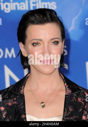 Los Angeles, California. 2 novembre 2021. Katie Cassidy agli arrivi per FINCH Premiere, il Pacific Design Center a West Hollywood, Los Angeles, CA 2 novembre 2021. Credit: Elizabeth Goodenough/Everett Collection/Alamy Live News Foto Stock