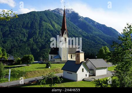 Chiesa di San Jakob, Lesachtal, Carinzia, Alpi Carniche, Austria Foto Stock