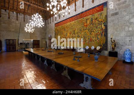 Palazzo dei Duchi di Braganca, Sala Banqueting, Guimaraes, Minho, Portogallo Foto Stock