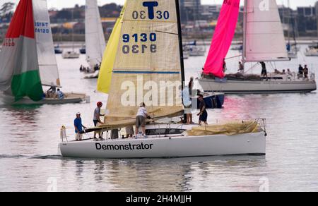 Thompson 30 (9130) sul porto di Waitemata durante la RNZYS Saturday Winter Series. Auckland, Nuova Zelanda sabato 5 maggio 2007 Foto Stock