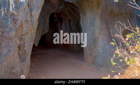 Balancing Rock vicino a Chillagoe, Queensland, Australia Foto Stock