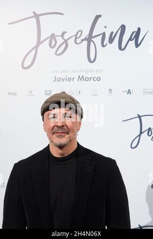 Madrid. Spagna. 20211103, Roberto Alamo partecipa alla Premiere ‘Josefina’ al Palacio de la Prensa Cinema il 3 novembre 2021 a Madrid, Spagna credito: MPG/Alamy Live News Foto Stock