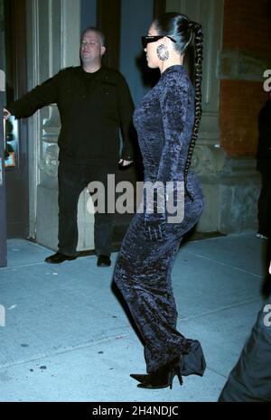 New Yprk, NY, USA. 03 novembre 2021. Kim Kardashian ha visto partire per Zero Bond a New York il 03 novembre 2021. Credit: RW/Media Punch/Alamy Live News Foto Stock