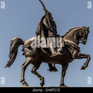 Monumento a Skanderbeg in Piazza Skanderbeg, Tirana (Albania Foto Stock