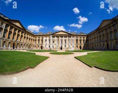 Oxford, Oxfordshire, UK - 2015; fondata nel 1525 dal cardinale Wolsey, la Christ Church è una delle più ricche, grandi e grandi dell'Università di Oxford Foto Stock