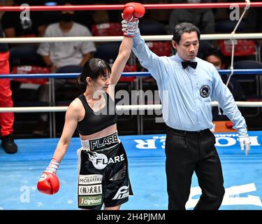 Kagishippo Sachi, 2 NOVEMBRE 2021 - Boxing : Boxing 4R Womens minimumweight bout at Korakuen Hall in Tokyo, Giappone. (Foto di Hiroaki Yamaguchi/AFLO) Foto Stock