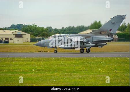 RAF Tornado Jet si avvicina al decollo Foto Stock