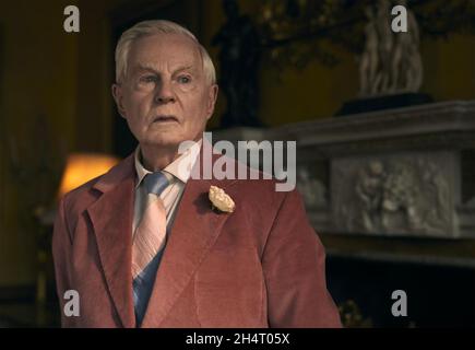 LA CORONA 2016> Netflix Streaming Services produzione con Derek Jacobi come Edward, Duca di Windsor nella Stagione 3 Foto Stock