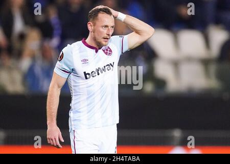 GENK, BELGIO - 4 NOVEMBRE: Vladimir Coufal of West Ham United reagisce durante il gruppo H - UEFA Europa League partita tra KRC Genk e West Ham United alla Cegeka Arena il 4 novembre 2021 a Genk, Belgio (Foto di Joris Verwijst/Orange Pictures) Foto Stock