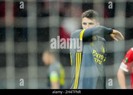 BERLINO, GERMANIA - 4 NOVEMBRE: Guus Til di Feyenoord Rotterdam durante la partita di fase del gruppo della UEFA Conference League tra 1. FC Union Berlin e Feyenoord all'Olympia Stadion il 4 novembre 2021 a Berlino, Germania (Foto di Yannick Verhoeven/Orange Pictures) Foto Stock