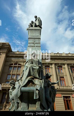Statua di Manuel Montt e Antonio Varas, Plaza Montt-Varas, Santiago del Cile, Sud America Foto Stock