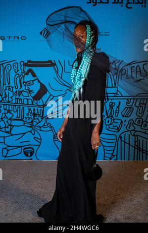 Doha, Qatar. 4 novembre 2021. Michelle Elie arriva alla mostra Virgil Ablohâs alla stazione dei vigili del fuoco di Doha, Qatar, il 4 novembre 2021. Photo by Balkis Press/ABACAPRESS.COM Credit: Abaca Press/Alamy Live News Foto Stock