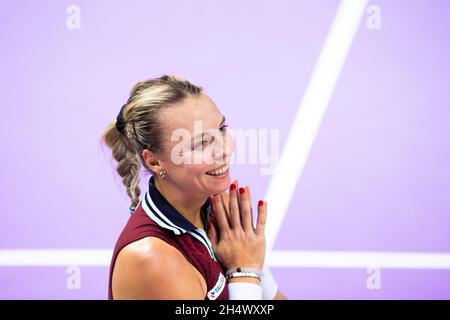 Anet Kontaveit reagisce dopo aver vinto la finale del torneo Transilvania Open WTA a Cluj, Romania 31 ottobre 2021 Foto Stock