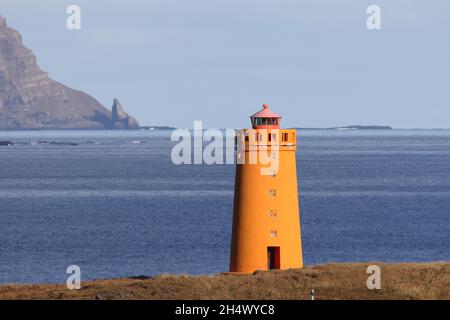 Faro di Vattarnes, Reydarfjordur, Islanda Foto Stock