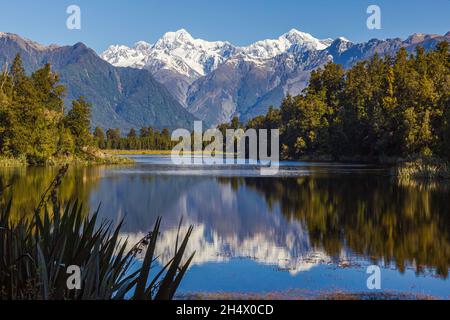 Due picchi. Monte Cook e Monte Tasman. Alpi meridionali. Isola del Sud. Nuova Zelanda Foto Stock