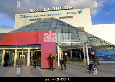 Excel London Customs House ingresso durante il World Travel Market (WTM) a Excel London, novembre 2021 Foto Stock