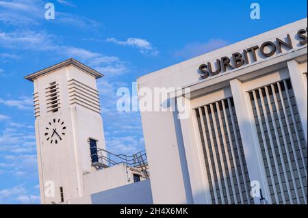 Stazione ferroviaria di Surbiton, Surbiton, Londra Foto Stock