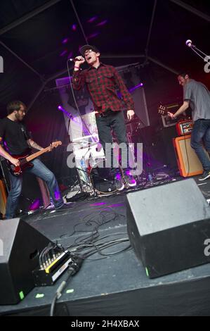 Jimmy Stadt del Polar Bear Club in concerto durante il Slam Dunk Festival 2013 - Wolverhampton Foto Stock