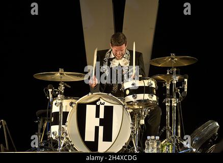 Gli alveari in concerto durante Download Festival a Donnington Park, Leicestershire. Foto Stock