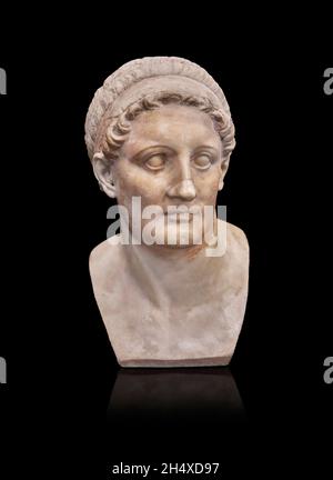 Statua egizia tolemaica di Tolomeo 1° Soter, 4° quarto IV sec. a.C., marmo. Museo del Louvre ma 849 o MR457. Ritratto di Tolomeo i Soter, frontale, Foto Stock