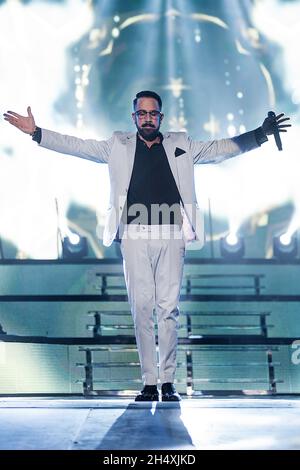 Alexander James McLean di Backstreet Boys suona sul palco alla LG Arena il 26 marzo 2014 a Birmingham, Regno Unito Foto Stock