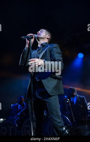 Robin Thicke vivo sul palco il giorno 2 del Wireless Festival il 5 luglio a Perry Park - Birmingham Foto Stock