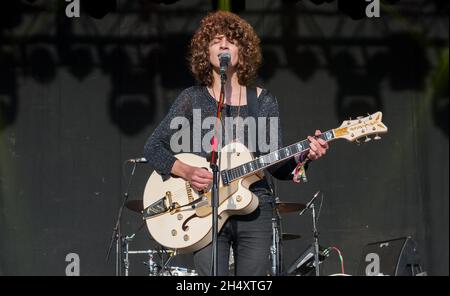 James Edward Bagshaw dei Templi vive sul palco il giorno 2 al Festival n° 6 il 6 settembre 2014 a Portmeirion, Galles Foto Stock