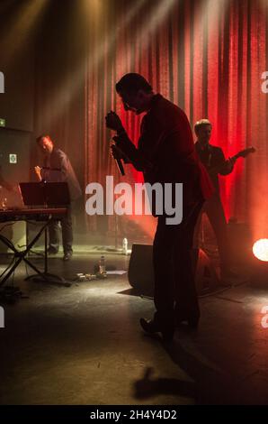 Dave Gahan & Soulsavers si esibisce dal vivo al Shepherd's Bush Empire il 26 2015 ottobre a Londra, Regno Unito Foto Stock