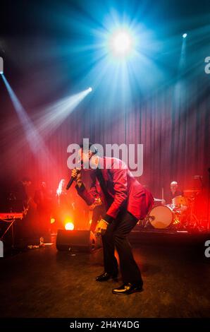 Dave Gahan & Soulsavers si esibisce dal vivo al Shepherd's Bush Empire il 26 2015 ottobre a Londra, Regno Unito Foto Stock