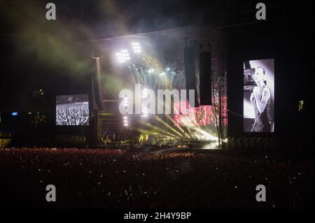 Dave Gahan, Martin Gore e Andrew Fletcher della Depeche Mode si esibiscono dal vivo sul palco al London Stadium di Londra, Regno Unito. Data foto: Sabato 03 giugno, 2017. Photo credit: Katja Ogrin/ EMPICS Entertainment. Foto Stock