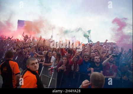 Festival Goers al Leeds Festival 2017 a Bramham Park, Yorkshire, Regno Unito. Data foto: Venerdì 25 agosto, 2017. Photo credit: Katja Ogrin/ EMPICS Entertainment. Foto Stock