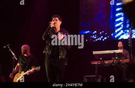 Danny o'Donoghue of the script ha suonato dal vivo durante il Free radio Live 2017 alla Genting Arena di Birmingham, Regno Unito. Data foto: Sabato 11 novembre, 2017. Photo credit: Katja Ogrin/ EMPICS Entertainment. Foto Stock