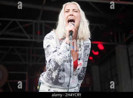 Yonaka si esibirà sul palco il 1° giorno del festival All Points East a Victoria Park a Londra, Regno Unito. Data foto: Venerdì 25 maggio 2018. Photo credit: Katja Ogrin/ EMPICS Entertainment. Foto Stock