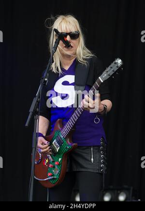 L7 si esibisce dal vivo il giorno 2 del Download Festival al Donington Park il 09 giugno 2018 a Castle Donington, Inghilterra. Data foto: Sabato 09 giugno, 2018. Photo credit: Katja Ogrin/ EMPICS Entertainment. Foto Stock