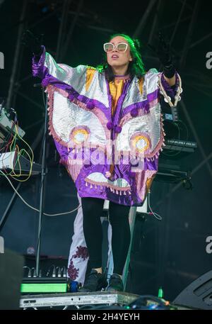 Yukimi Nagano of Little Dragon suona dal vivo il 3° giorno del Bluedot Festival il 22 luglio 2018 presso la Jodrell Bank, Inghilterra. Data foto: Domenica 22 luglio, 2018. Photo credit: Katja Ogrin/ EMPICS Entertainment. Foto Stock