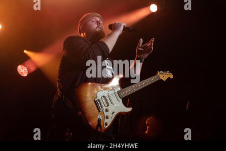 Tom Walker si esibisce sul palco il 14 novembre 2019 presso la O2 Academy di Birmingham, Inghilterra. Data immagine: Giovedì 14 novembre, 2019. Photo credit: Katja Ogrin/ EMPICS Entertainment. Foto Stock