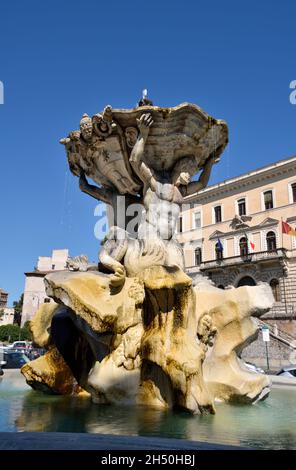 Italia, Roma, Fontana dei Tritoni Foto Stock