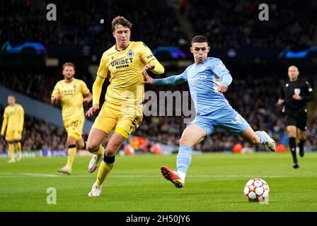 Phil Foden di Manchester City ha un colpo in gol durante la partita UEFA Champions League Group A all'Etihad Stadium di Manchester. Data foto: Mercoledì 3 novembre 2021. Foto Stock