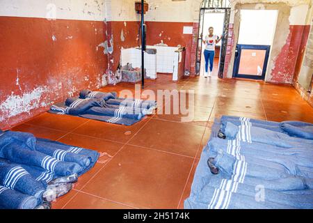 Johannesburg Sud Africa, Braamfontein, Constitution Hill Museum, apartheid sito patrimonio nazionale, Old Fort Prison numero quattro celle coperte mostra Foto Stock