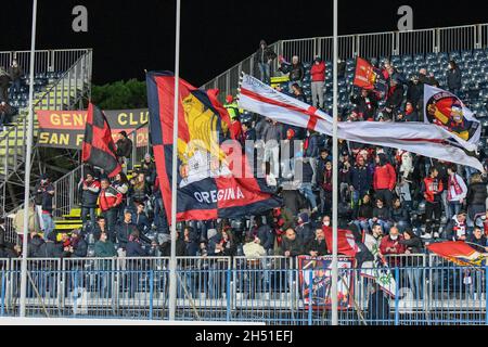 Empoli, Italia. 05 novembre 2021. Stadio Carlo Castellani, Empoli, Italia, 05 novembre 2021, Tifosi di Genova durante l'Empoli FC vs Genova CFC - Calcio italiana Serie A Match Credit: Live Media Publishing Group/Alamy Live News Foto Stock