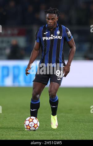 Bergamo, Italia, 2 novembre 2021. Duvan Zapata di Atalanta durante la partita UEFA Champions League allo Stadio di Bergamo. Il credito d'immagine dovrebbe essere: Jonathan Moscrop / Sportimage Foto Stock