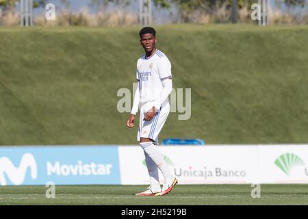 Madrid, Spagna. 3 novembre 2021. Marvel (Real) Calcio/Calcio : UEFA Youth League Group D Match tra Real Madrid CF 1-0 FC Shakhtar Donetsk all'Estadio Alfredo di Stefano a Madrid, Spagna . Credit: Mutsu Kawamori/AFLO/Alamy Live News Foto Stock