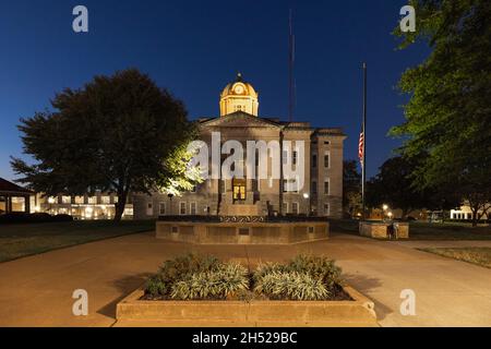 Jackson, Missouri, USA - 18 ottobre 2021: Lo storico tribunale della contea di Cape Girardeau Foto Stock