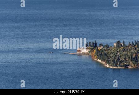 Vista dall'alto di Punta San Vigilio Foto Stock